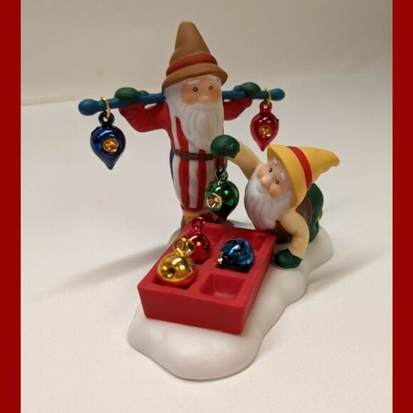 Dept 56 'Don't Break The Ornaments' 56372 Heritage Village Mint w/Box! - Picture 1 of 7